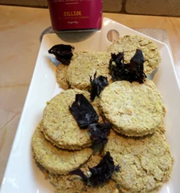 Scottish Oatcakes with Dillisk